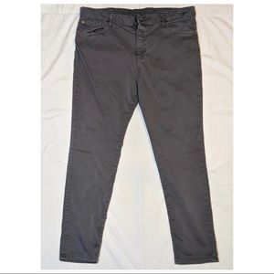 American Eagle Flex Skinny Pant (36x30).